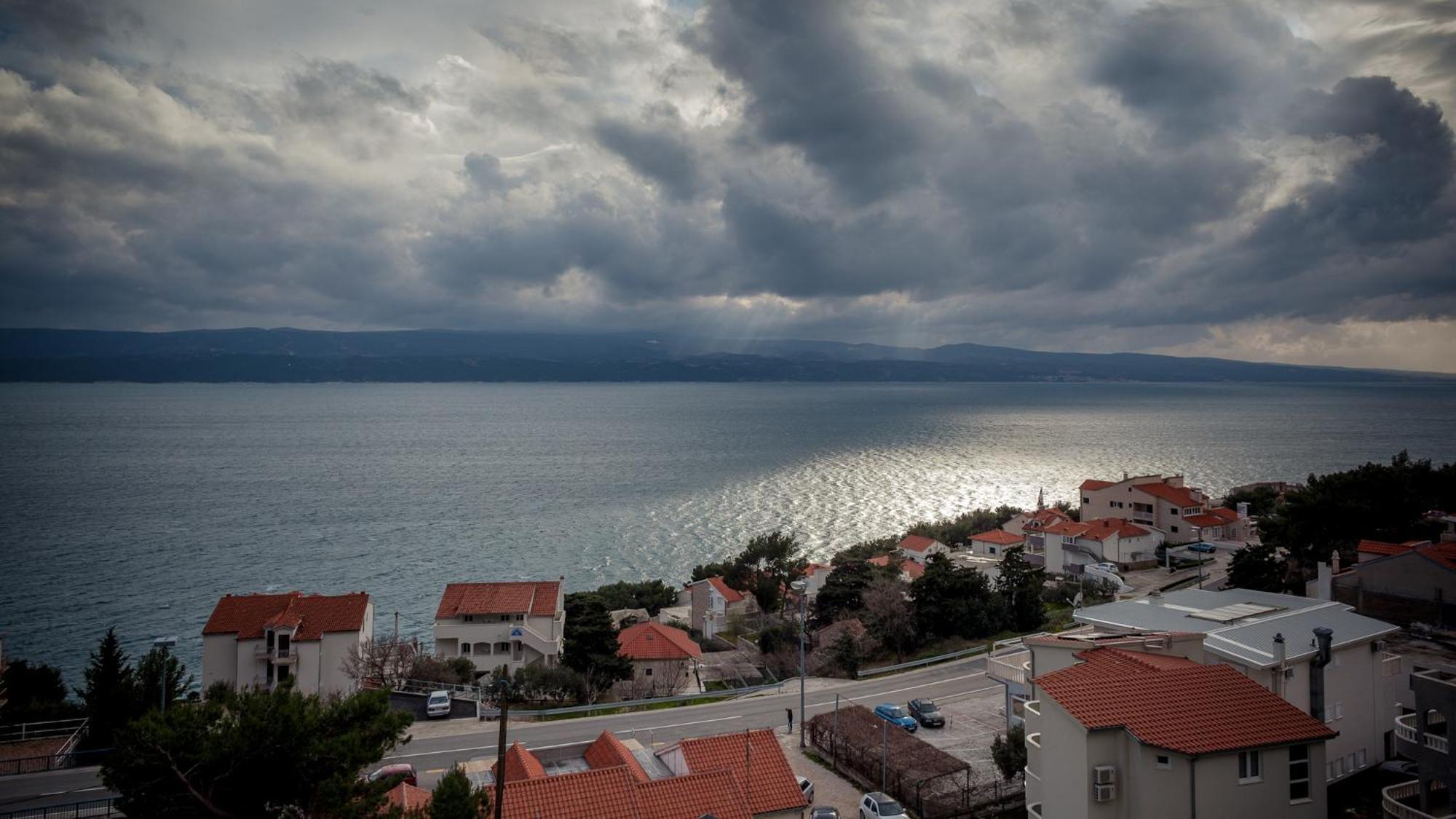 Apartments Toni Omiš Buitenkant foto
