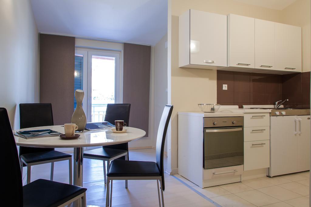 Apartments Toni Omiš Kamer foto
